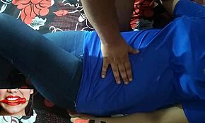 Indisk sekretær fanget i dampende sex med sjef på kontoret