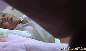 アジア美女が隠しカメラで濡れマンコをエロく焦らす