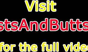 Uomo scopato all'aperto da questo tizio... così selvaggio!