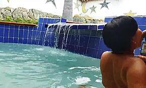 Ja a ty v bazéne sa divoko bavíme