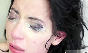 大鸡巴支配小18+少女，想看极致肛交吗？